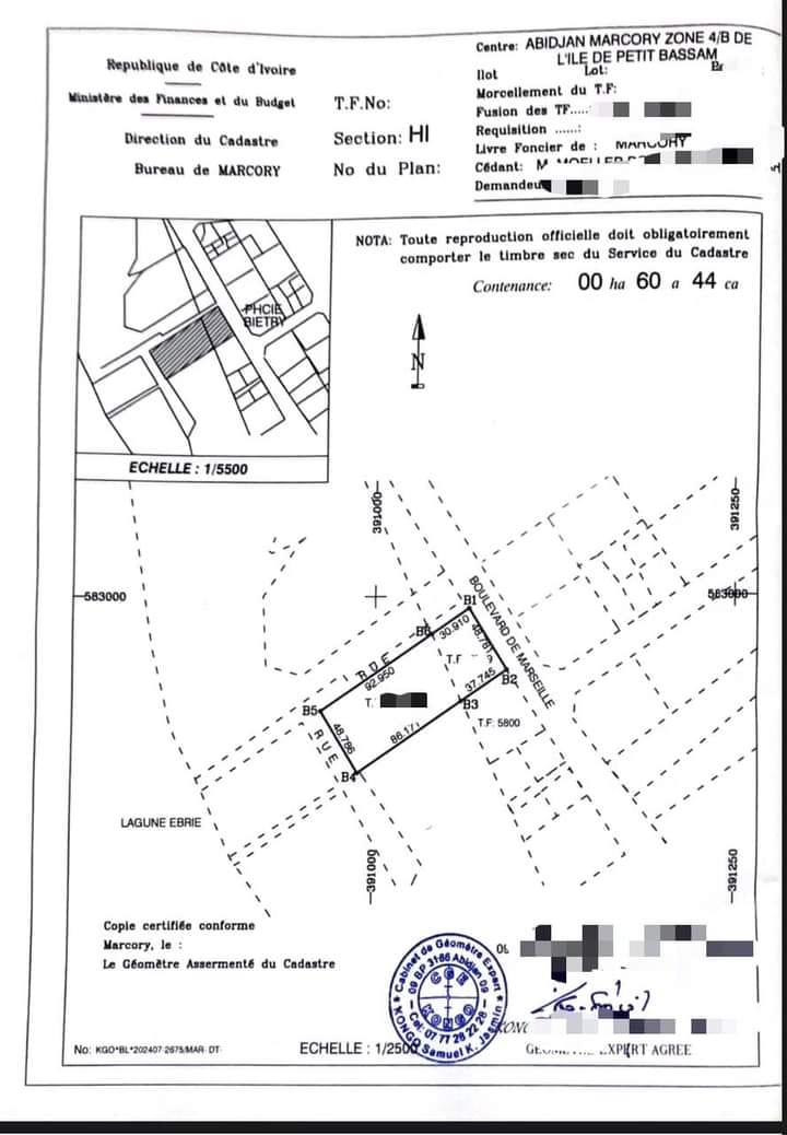 TERRAIN A VENDRE